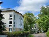 Bezugsfreie Eigentumswohnung auf Parkgrundstück in Großdeuben! - Markkleeberg