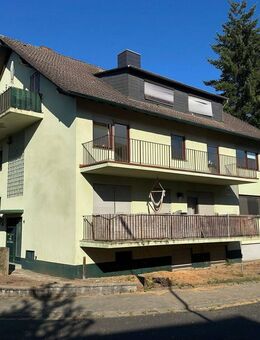 Attraktive 3-Zimmer-Wohnung in Frankfurt-Harheim tolle Küche + Balkon - Frankfurt (Main)