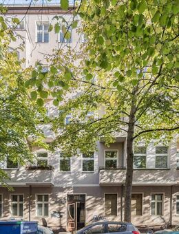 Altbau-Charme trifft Investmentchance: Ruhige Wohnung mit Zukunftspotenzial - Berlin