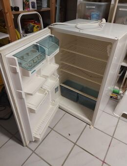 Kühlschrank zu verschenken - Langenfeld (Rheinland)
