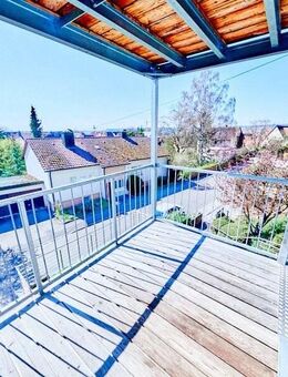 Herrlicher Ausblick: Kernsanierte Wohnung in Bestlage - Herrenberg