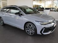 VW Golf Variant, 2.0 TDI R-Line Black Style, Jahr 2024 - Sangerhausen