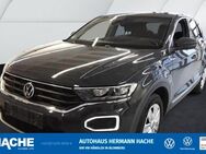 VW T-Roc, 1.5 TSI Sport, Jahr 2022 - Blomberg (Nordrhein-Westfalen)