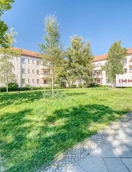 IMMOBERLIN.DE - Charmante Wohnung mit Südbalkon in gefragter Lage - Berlin