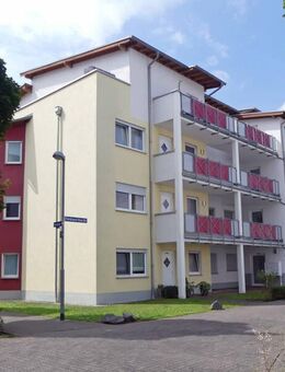 Moderne 4-ZKB-Wohnung mit Balkon, EBK, TG-Stellplatz u. Aufzug, Koblenz-Rauental. Anfragen nur online. - Koblenz