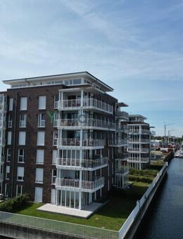 Wohnen am Yachthafen - Luxuriöse 4-Zimmer-Ferienwohnung mit eigenem Gartenanteil! - Cuxhaven