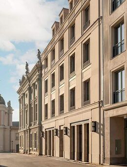 Palais Marché - Beeindruckende Symbiose aus Eleganz und Komfort direkt am Alten Markt - 2. Etage - Potsdam