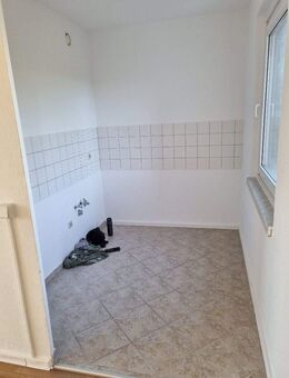 Große 4 Raumwohnung mit 2 Bädern und 2 Balkonen zum Wohlfühlen - Chemnitz