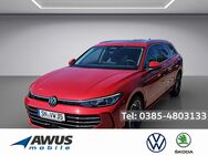 VW Passat Variant, 2.0 TDI Elegance, Jahr 2024 - Schwerin