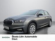 Skoda Fabia, 1.0 TSI Essence, Jahr 2022 - Daun