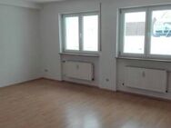 Helle, ruhige 3-Zi.-Whg. im Souterrain ab September frei - Hemhofen
