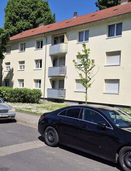 Attraktive 2-Zimmer hochparterre Wohnung in begehrter Lage - Frankfurt (Main)