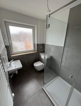 Modernisierte 4-Zi.-Wohnung am Rechenbergpark mit Balkon & Tageslichtbad sowie optional 1 Tiefgaragen Stellplatz - Nürnberg