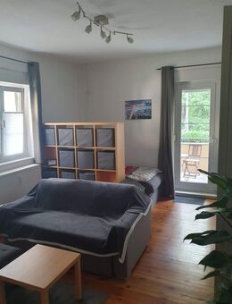 NUR TAUSCH (für Ältere)! Suche 2 R-W, biete 1 R-W unten im Grünen - Berlin