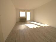 Frisch renovierte 2-Zimmer-Wohnung mit Abstellkammer, Balkon & Tiefgarage - Erstbezug ab 01.06.2025 - Oberasbach