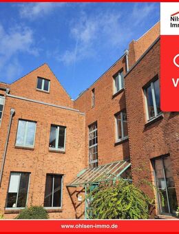 Große Stadtwohnung / Büro mit großer Dachterrasse - Itzehoe