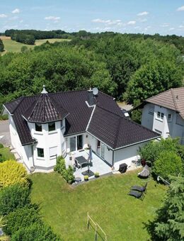 Wohnglück mit Stil: Gepflegtes Mehrgenerationenhaus mit Einliegerwohnung & Garten in Asbach - Asbach (Landkreis Neuwied)