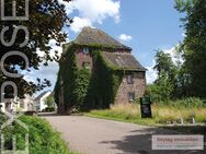 Denkmalgeschützter Gebäudekomplex von 1754 - Fürstenberg