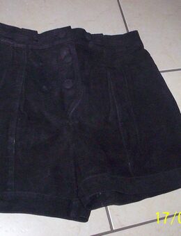 Lederhose Shorts sportlich schwarz Gr. 38/40 18 Euro - Schauenburg