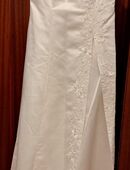 Brautkleid der Größe 34 in 65812