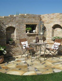 Antike Mediterrane alte Ziegel Klinker Mauersteine Ruine Optik Terrasse Gartengestaltung - Salzatal