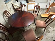 Mahagoni-Esstisch + 6 Stühle, Durchmesser 116cm - Schmallenberg Zentrum
