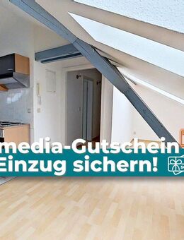 ***500 €-Multimedia-Gutschein zum Einzug sichern!***: Attraktive 2-Zimmer-Dachgeschosswohnung mit Einbauküche und Tageslichtbad! - Aschersleben