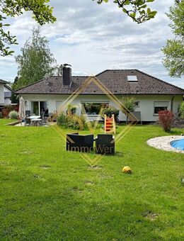 Einfamilienhaus mit ELW und Außenpool in idyllischer Waldrandlage von Fuldabrück-Dörnhagen. - Fuldabrück