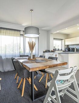 Sanierte 4,5-Zimmer-Wohnung mit eigenem Gartenanteil und Garagenstellplatz in Münzesheim - Kraichtal