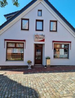 Wohn- und Geschäftshaus mit Friseursalon in absoluter Toplage mitten in Wesselburen - Wesselburen