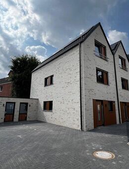 Charmantes Reihenendhaus mit Garten, Terrasse und Miteigentumsanteil - großzügige WF ca.120 m² - Münster