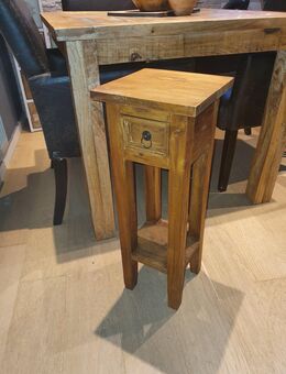 Beistelltisch, mahagoni. Kleinmöbel mit schublade - Hambuch