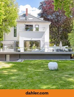 Kernsanierte Designervilla mit großzügiger Sonnenterrasse - Berlin