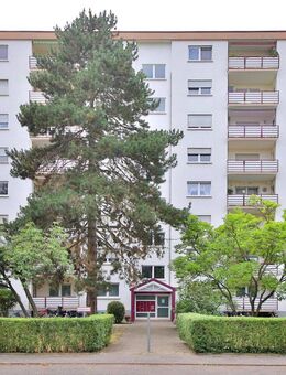 Gut geschnittene 4-Zimmer-Wohnung mit Balkon und Stellplatz - Stutensee