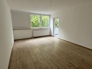 3-Zimmer-Wohnung mit großem Wohnzimmer und Balkon - Gelsenkirchen