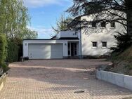 Modernes Landhaus mit riesigem Garten - viele Nutzungsmöglichkeiten, zukunftssichere Investition - Neckargemünd