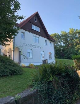 Dachgeschosswohnung am Burgsee - inkl. Einbauküche möbiliert - Bad Salzungen