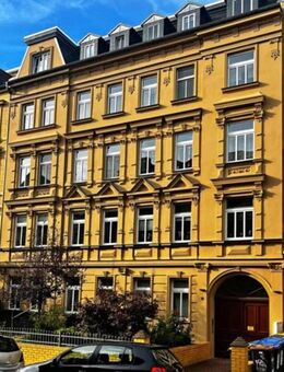 Eigentumswohnung im Paulusviertel- 4 Zimmerwohnung mit Balkon & Garage - Halle (Saale)