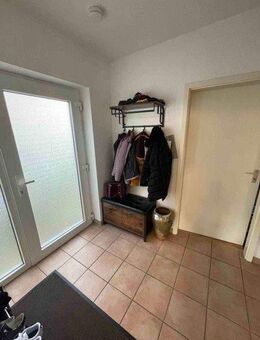 Nachmieter zum 01.02.2026 gesucht! Großzügige 2-Zimmer-Wohnung mit Terrasse - Düsseldorf