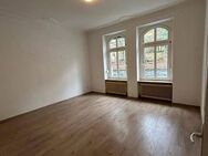 Großzügige 3 Zimmer Altbauwohnung in Wuppertal-Oberbarmen - Wuppertal