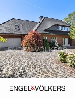 Hochwertiges Zweifamilienhaus mit 330 m² in Feldrandlage - Jersbek