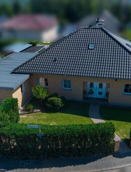 Charmanter Bungalow in ruhiger Lage - auf Anfrage auch zu Vermieten - Birkenfeld (Rheinland-Pfalz)