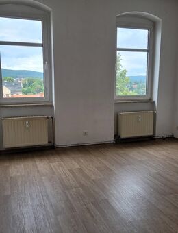 2 - Raumwohnung in Pößneck zu vermieten - Pößneck