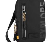 camel active Handytasche Explore, wasserabweisendes recyceltes Nylon und reflektierende Reißverschlüsse