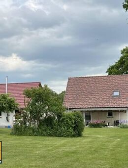**Großzügige Doppelhaushälfte** mit großem Grundstück und freiem Blick - Bülow