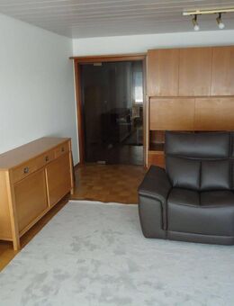 4,5 Zimmer Wohnung möbliert auf Zeitmietvertragsbasis (3 Jahre) - Sindelfingen