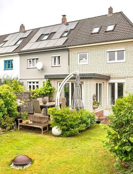 Modernisiertes Reihenhaus mit ansprechendem Garten in gefragter Lage - Oldenburg