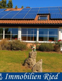 Einfamilienhaus mit großem Grund, PV-Anlage und Potenzial zur individuellen Gestaltung in Manching - Manching