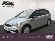 VW Touran, 1.5 l TSI Highline 150 3 Sitzreihe, Jahr 2022 - Bad Rappenau