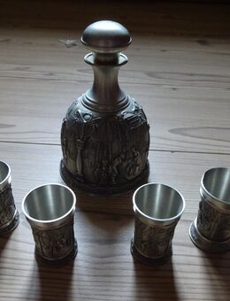Schnaps-Set / Likör-Set aus Zinn Karaffe kleine Becher - Altenberg